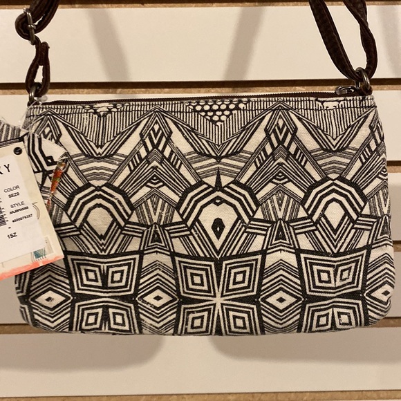 Roxy Purse - Picture 2 of 4